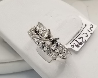 14 Karat White Gold Diamond Engagement Ring Setting and Wedding Band Combo 1.26 Carats