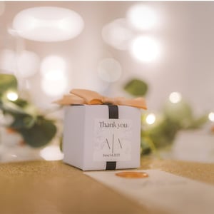 Personalized Wedding Favor Boxes: Elegant Bridal Shower Gift Packaging