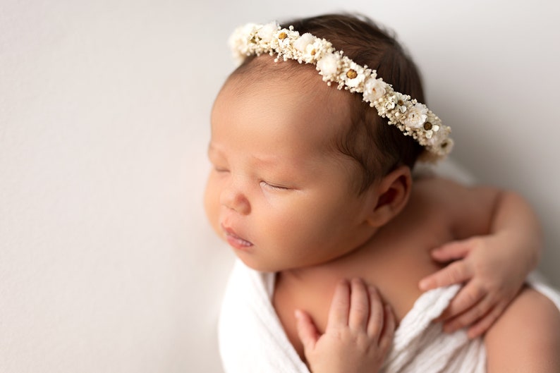 cinta para el pelo bebe Flores secas serie Laura flores secas tiro al bebé cinta de bebe lazo para el pelo Diadema Bautismo imagen 2