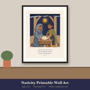 Könnte beinhalten: Ein gerahmter Kunstdruck mit einer stilisierten Illustration einer Krippenszene mit einer zentralen Krippe, einem gelben Mond und dem Text: For unto you is born this day in the city of David a Saviour, which is Christ the Lord. Luke 2:11.