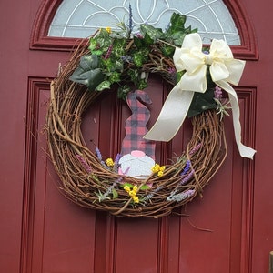 Garden gnome door wreath