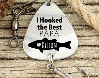 Hooked Papa Fishing Lure - Personalized Gift for Grandpa - Papa - Christmas Personalized - Birthday - Pops' Fishing From Grandchild Best