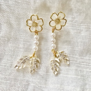 Good White Flower Stud Vintage Pearl Silver Crystal Rhinestone Leaf Leaves Dangle Drop Bridal Wedding Statement Earrings
