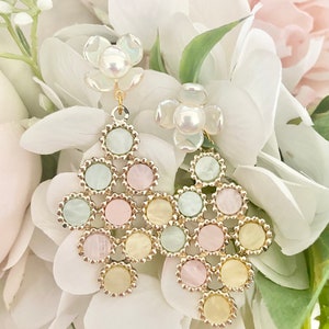 AB White Pearl Flower Stud Tricolor Multicolor Geometric Circles Blue Pink Yellow Pastel Dangle Statement Earrings