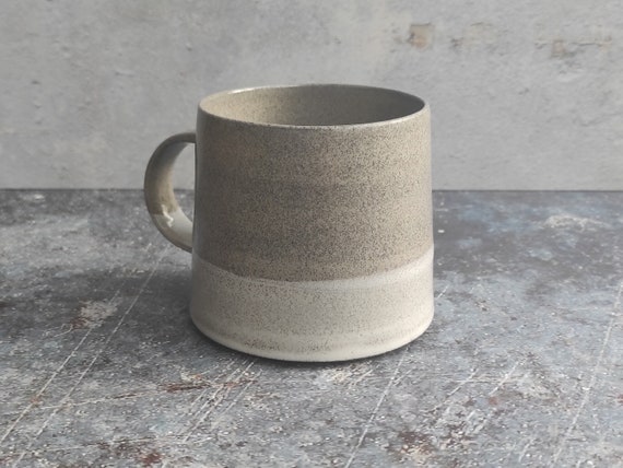 Two Tone Handmade Ceramic Mug / Coffee Mug / Tea Mug / Speckled Grey White  / Rustic and Earthy / Pottery / Minimalist / Scandi - Etsy
