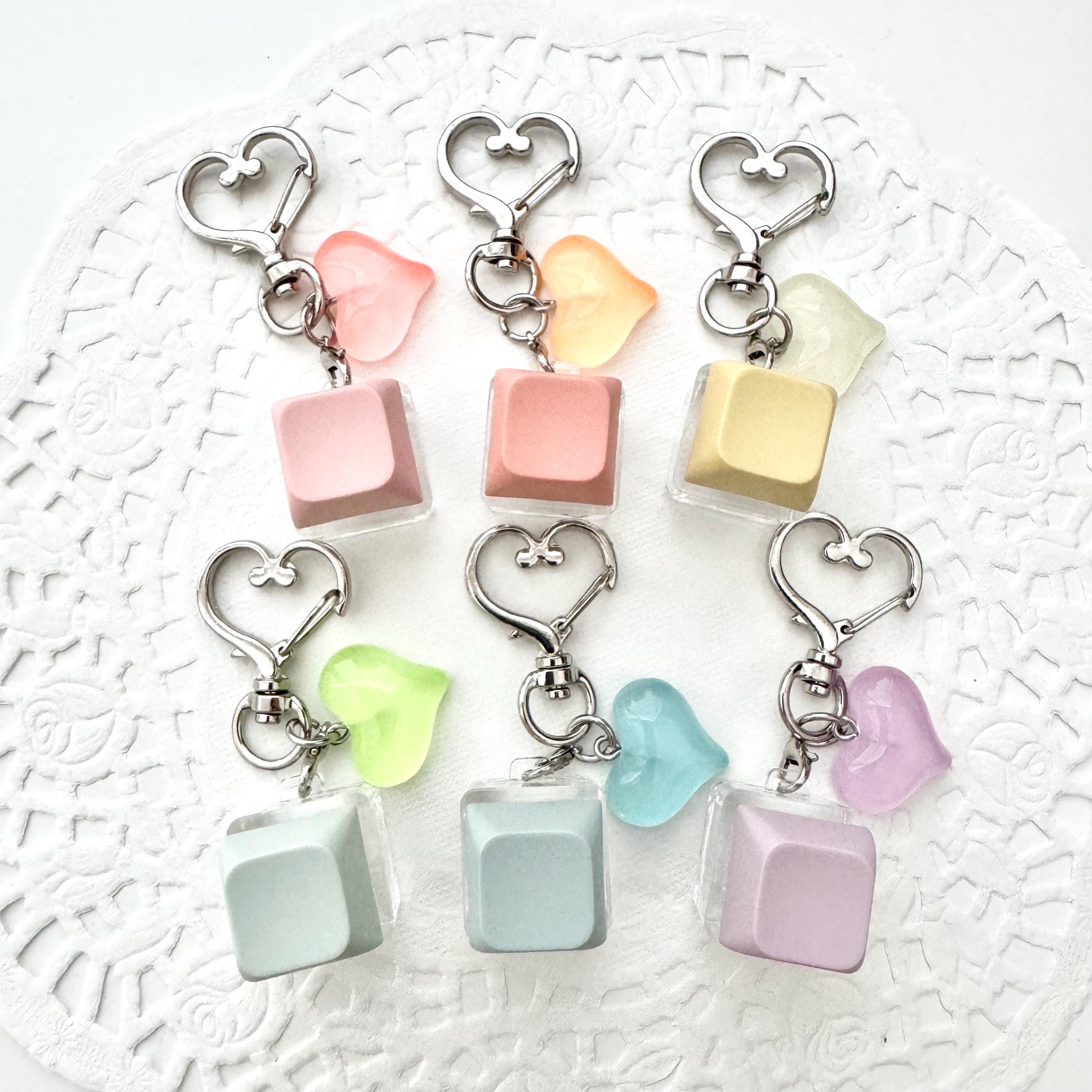Kawaii Clicky Keycap Keychain L Pastel Fidget Toy With Glow-in-the-dark ...