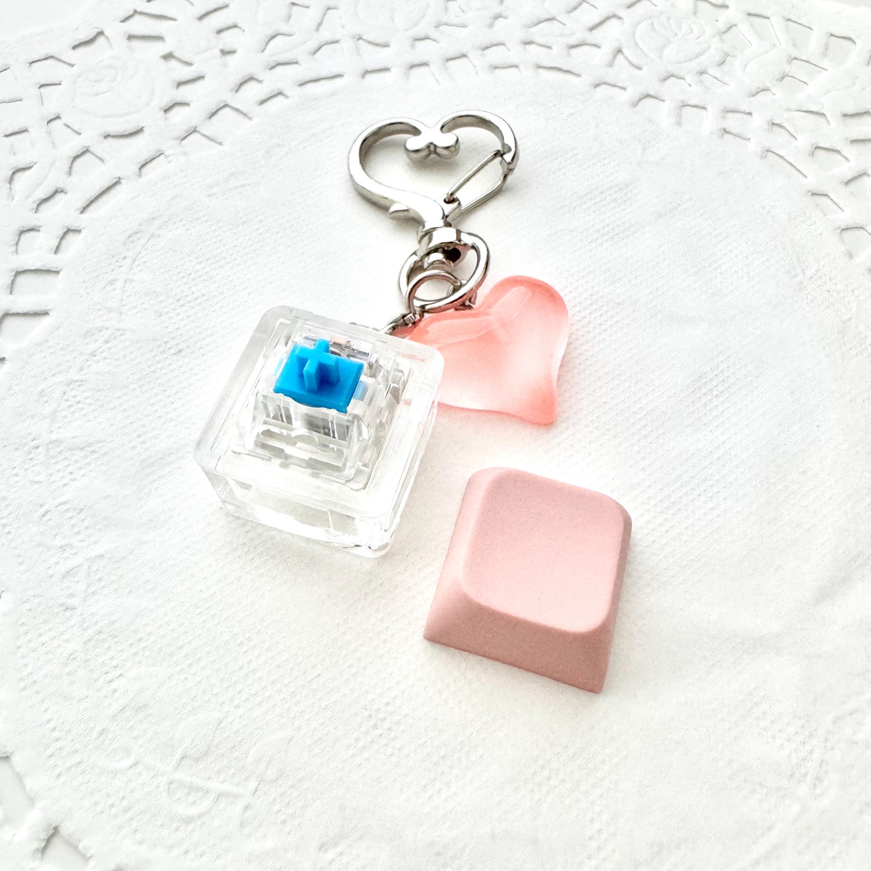 Kawaii Clicky Keycap Keychain L Pastel Fidget Toy With Glow-in-the-dark ...