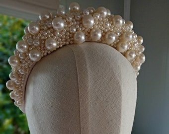 Vintage faux pearl bubble head band