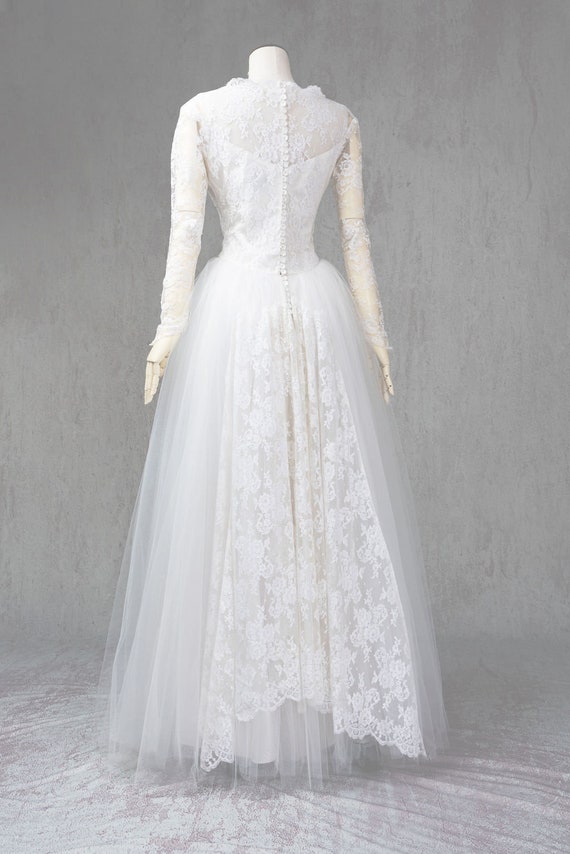 Edythe Vincent vintage wedding gown - image 10