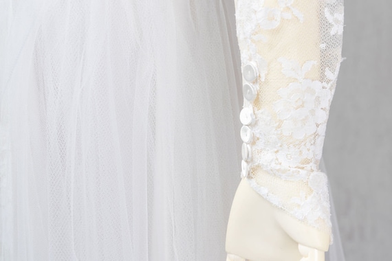 Edythe Vincent vintage wedding gown - image 5