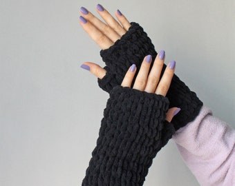 Texting Gloves, Chunky Knit Fingerless Mittens, Knitted Wrist Warmers, Women Fingerless Gloves, Knit Hand Warmers, Knitted Winter Accessory