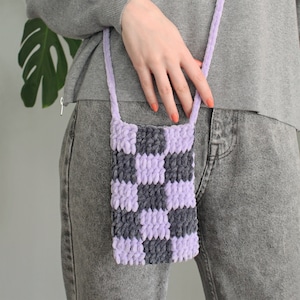 Checkered Crochet Phone Bag, Checkerboard Phone Purse, Lilac Crossbody Phone Case, Crochet Phone Bag, Phone Pouch, Crochet Gift for Her