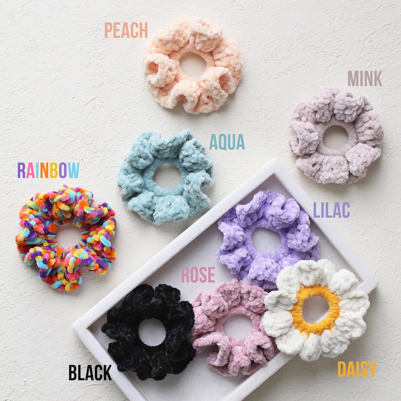 Daisy Hair Accessory, Flower Scrunchie, Daisy Scrunchie, Flower Hair Accessory, Crochet Scrunchie, Daisy Gifts, 80's & 90's Fashion