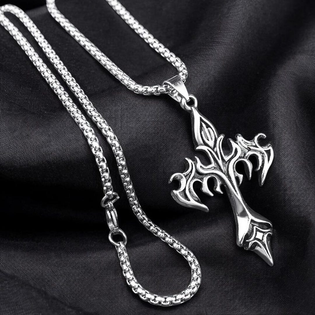 Retro Gothic Flame Cross Pendant Necklace - Goth Necklace