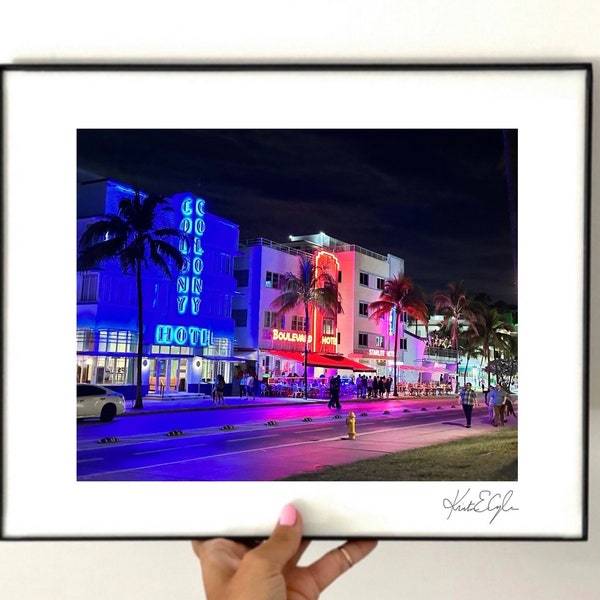 FRAMED+SIGNED: Ocean Drive 1 / Miami Beach, FL