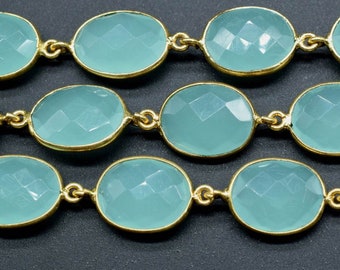 Piedra preciosa facetada de calcedonia aqua, cadena de rosario chapada en oro, cadena de conector oval de calcedonia aqua, cadena de conector de bisel de oro de calcedonia