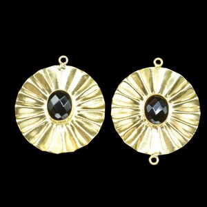 Black Onyx Pendant/Round Shape Pendant/Brass Texture Pendant/Connector Charm/Gold Plated Charm/Round Gemstone Findings/Brass Connector/Gift