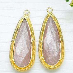 Natural Peach Moonstone Charm/Handmade Jewelry/Designer Pendant/Teardrop Pendant/Gold Plated/Jewelry/Wedding Jewelry/Women Jewelry/Gift