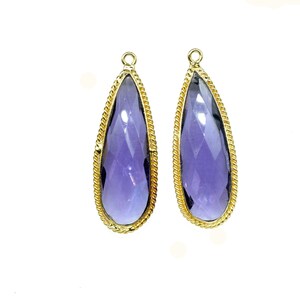 Améthyste Quartz 10x30mm Teardrop Charm, Fabrication de bijoux en améthyste Artisanat, Connecteur de caution unique en pierre précieuse, Bijoux faits à la main, Pendentif en forme de larme