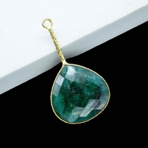 Natural Emerald Pendant Charms/Gold Plated Jewelry/Gemstone Pendant/Women Jewelry/Necklace Pendant/Heart Shape Charm/Wholesale Supply