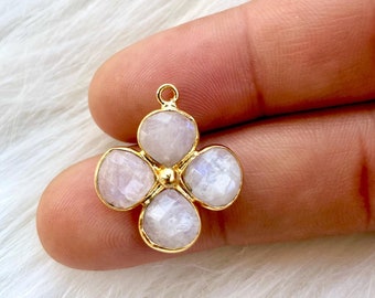 Colgante de piedra lunar en forma de corazón/Componente de joyería/Suministro para joyería/Dijes de bisel de piedra lunar/Dijes chapados en oro/Joyería hecha a mano/Regalo de cumpleaños