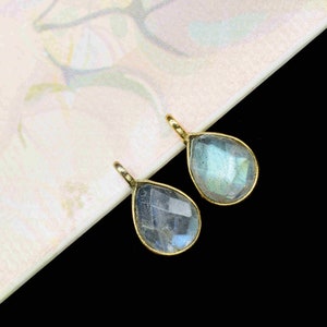 Labradorite 6x8mm Teardrop Connector,Jewelry Findings,Single Loop Connector,Stud Earring Connector,Labradorite Jewelry,June birthstone Gift