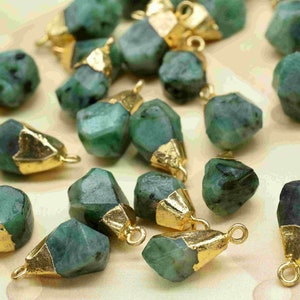 Emerald Rough Electroplated Birthstone Charm,Emerald Pendant Connectors Jewelry Natural Emerald Rough Pendant,Gemstone Pendant Jewelry