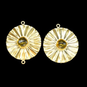 Citrine Pendant/Round Shape Pendant/Brass Texture Pendant/Connector Charm/Gold Plated Charm/Gemstone Findings/Yellow Pendant/Gift