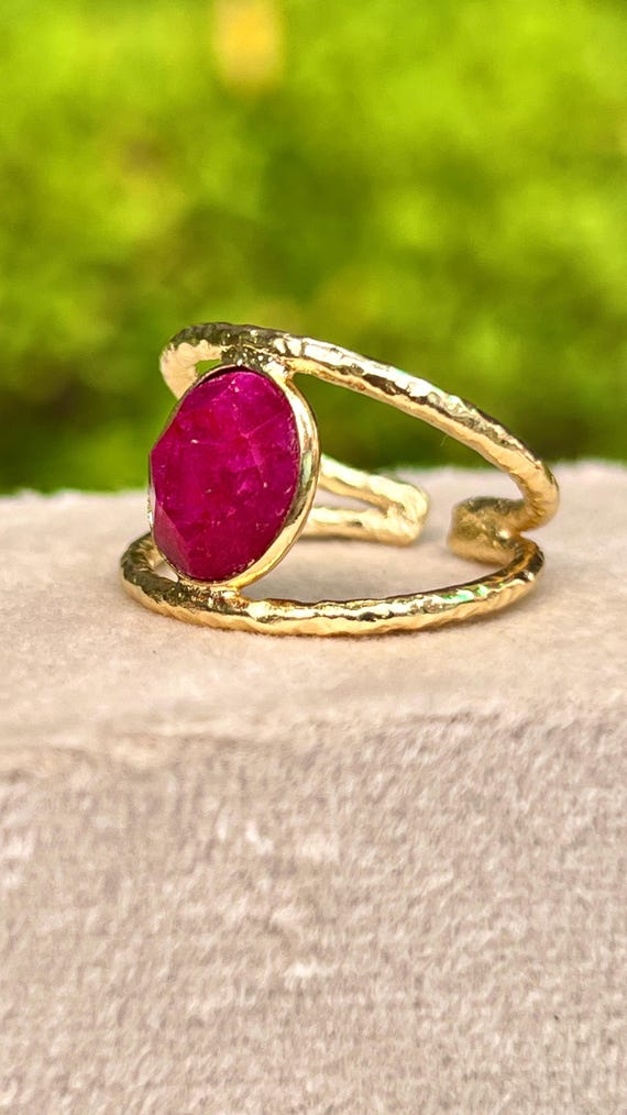 Ruby Oval Gemstone Ring | Handmade Ring | Ruby Jewelry | Classic Solitaire Ring | Dainty Red Gemstone Ring | July Birthstone Jewelry | Gift