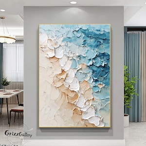 Könnte beinhalten: Abstraktes Gemälde mit einer strukturierten, geschichteten Optik. Das Gemälde zeigt Blautöne, Weiß und Beige, die eine dynamische und moderne Ästhetik erzeugen.