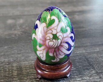 Vintage Cloisonne Enamel Egg Lotus Flower Design