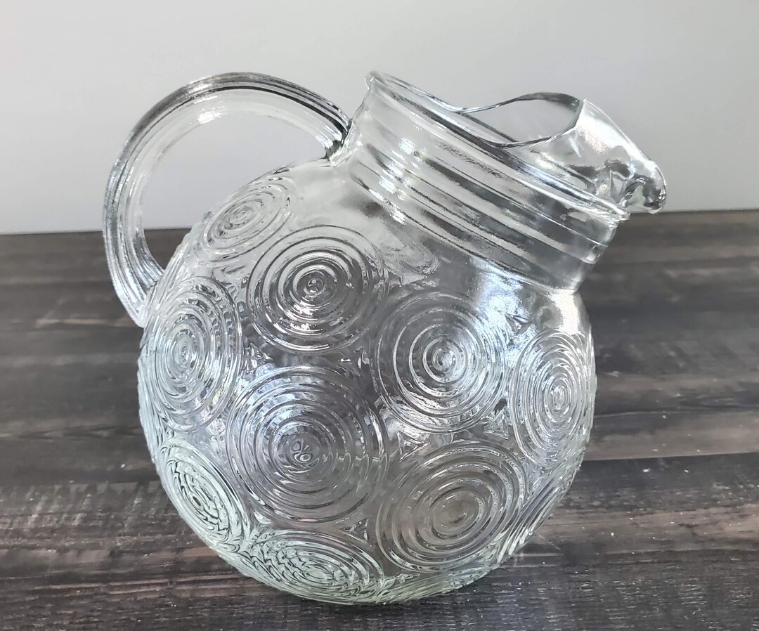 Anchor Hocking Target Pattern Ball Pitcher, Tilt Pitcher - Etsy