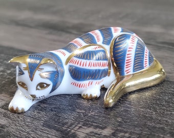 The Franklin Mint IMARI Curio Cabinet Cats