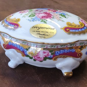 Vintage Hand Painted LG Limoges Porcelain Box with Flower Design and Gold Trim