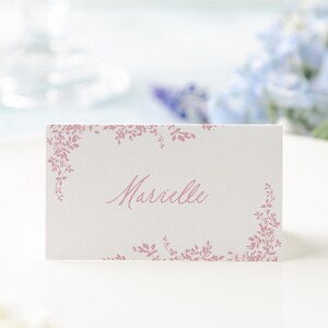 Tarjetas con nombre para boda editables en chinoiserie rosa polvoriento con diseño floral Toile de Juoy de 3,5 x 2 pulgadas / Tarjeta para asientos de buffet / Templett Descarga instantánea