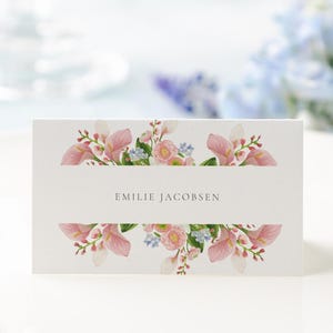 Cartões de nome para chá de panela com moldura floral editável, lilás, rosa e lírio, 3,5x2 | Cartão de assento para buffet | Download instantâneo do Templatet