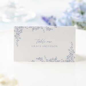 Cartões de nome de lugar de casamento florais de chinoiserie Toile De Juoy, editáveis, 3,5 x 2 | Cartão de assento de bufê | Templett Download instantâneo