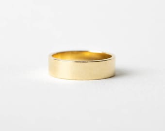 Cigar Band Gold Ring - Thick Minimalist Modern Statement Piece, Stackable for Unique Style, Great Birthday Gift for Jewelry Enthusiasts