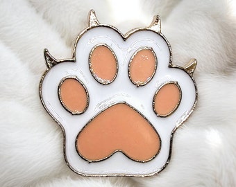 Paw Print Enamel Pin – Cute Pet Paw Pin – Dog Lover Pin – Cat Lover Gift – Pet Mom Accessory – Backpack Hat Jacket Pin