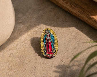 Our Lady of Guadalupe Enamel Pin – Virgen de Guadalupe Pin – Catholic Faith Pin – Religious Lapel Pin – Mexican Catholic Gift – Backpack Pin