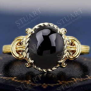 Vintage Oval shaped Natural Black Onyx 18K yellow Gold ring for Women engagement ring Unique gemstone promise handmade ring Gifts For Her