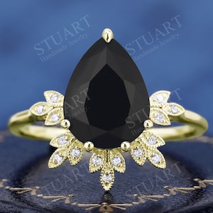 Anillo de lágrima de ónix negro natural de 3,2 quilates para mujer, anillo de compromiso de oro amarillo de 18 quilates, anillo de piedra preciosa de moissanita vintage de lujo hecho a mano.