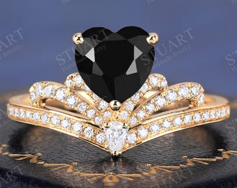 Luxury Heart cut Natural Black Onyx 18K yellow Gold ring Engagement ring for women Handmade Anniversary Gifts For Her Ring Unique Ring