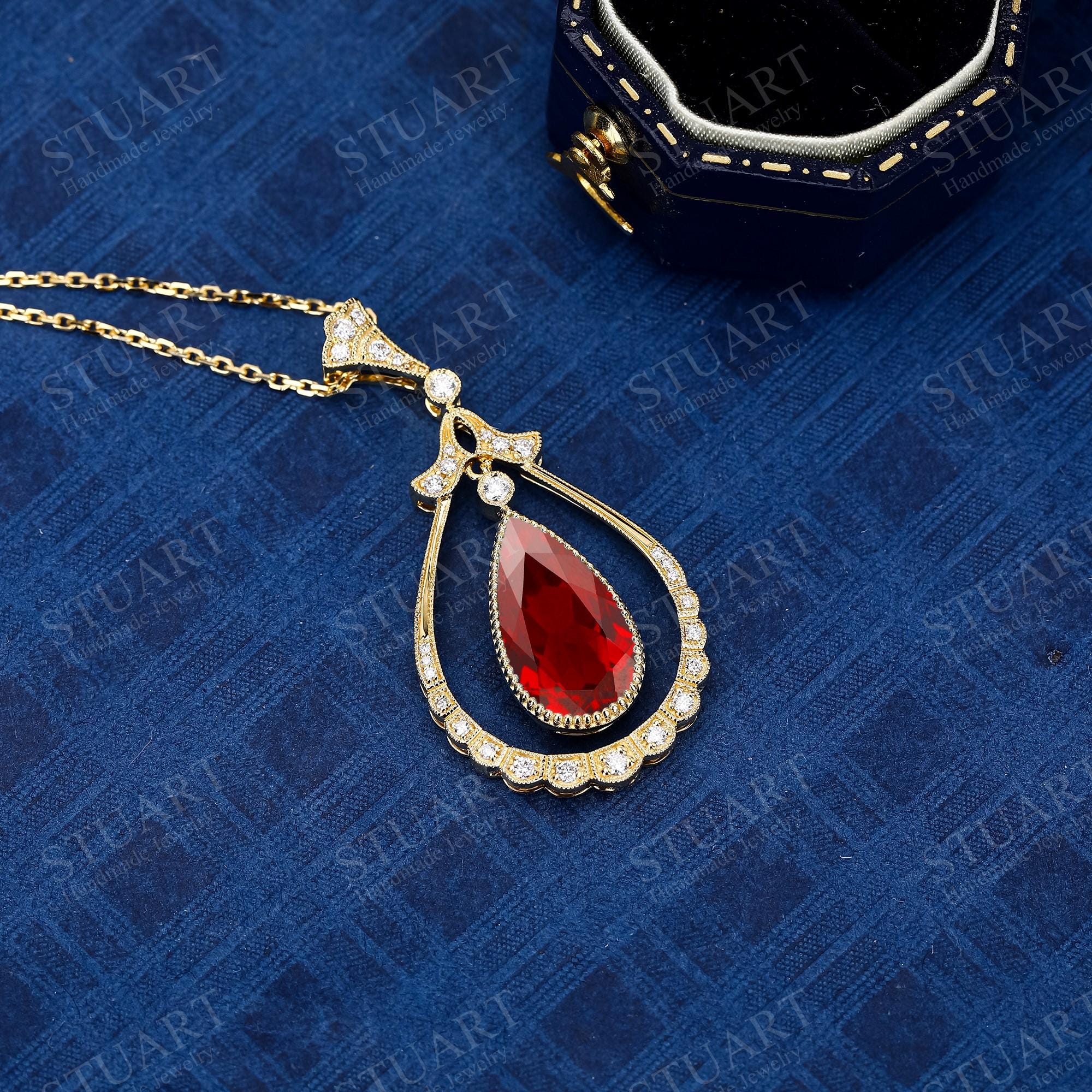 Splendid Piece Pear Shaped Ruby 18K Yellow Solid Gold Pendant Necklace ...