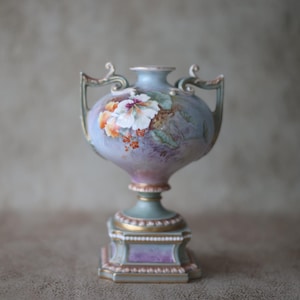 Royal Worcester Vase | Antique Worcester vase | Royal Worcester porcelain decorative vase
