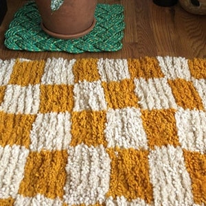 Yellow and White checkered rug_Moroccan Berber checkered rug_Checkered area rug _Checkerboard Rug _beniourain rug_Soft Colored Rug