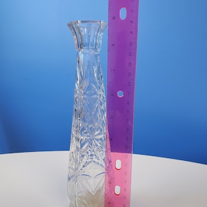 9-inch Bud Vase &quot;Prescut Clear&quot; by Anchor Hocking, Clear Glass Vase,