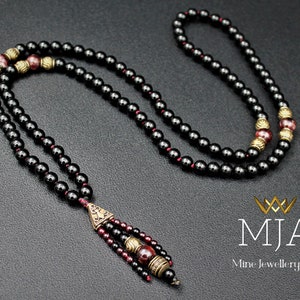 Spiritual Energy Garnet Beaded 108 Mala Necklace Hand Knot Red Garnet And Black Onyx Beaded Tassel Long Japa Mala Meditation Yoga Jewelry