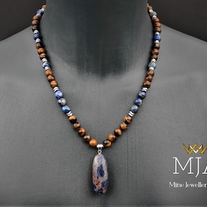 Men&#39;s Natural Lapis Lazuli Crystal Pendant Necklace Tiger&#39;s Eye Beaded Necklace Adjustable Unisex Men&#39;s Women&#39;s Necklace Gift For Him