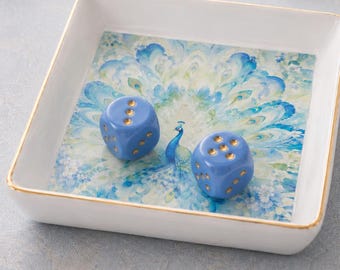 Plateau de dés de mahjong paon avec dés bleus, plateau 4 x 4 en céramique avec bordure dorée, cadeau de mahjong, bol à dés, porte-objets à bijoux, accessoires de mahjong